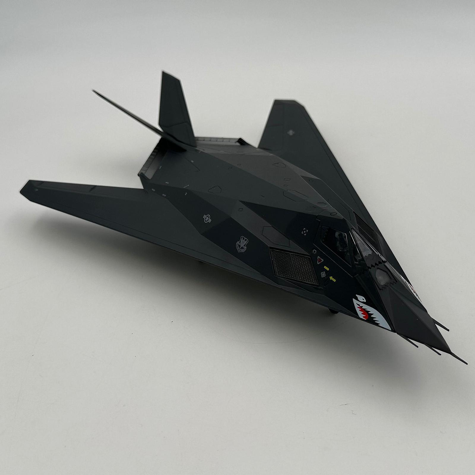 1:72 Nighthawk Fighter Tableto - Home Office With Bookshelves ulasan dan harga