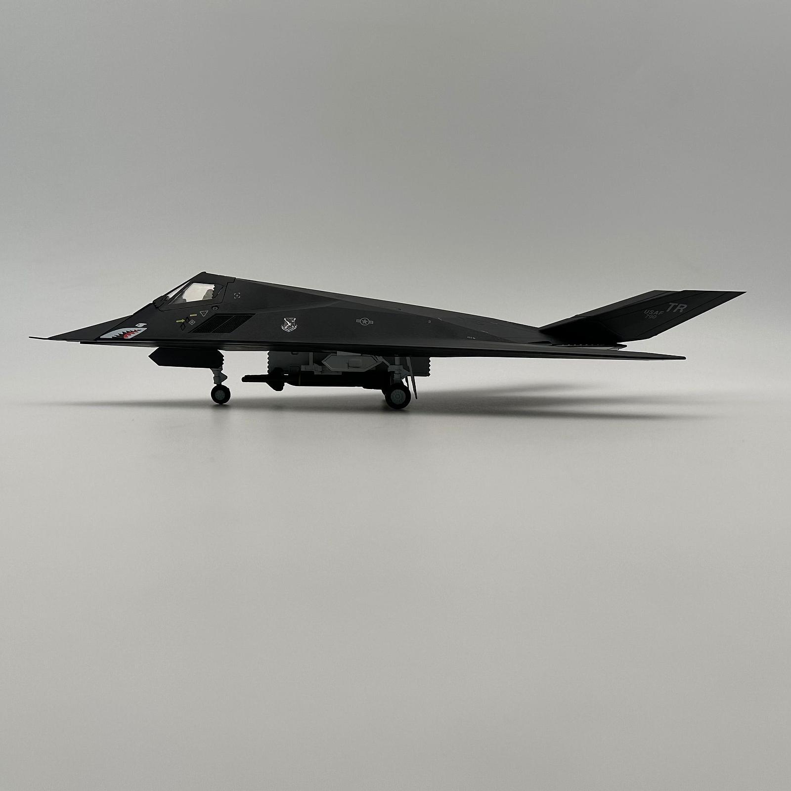 1:72 Nighthawk Fighter Tableto - Home Office With Bookshelves ulasan dan harga
